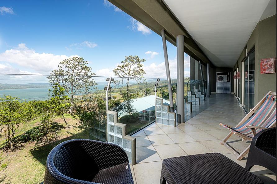 Lake Arenal Condos Наранхос-Агриос Экстерьер фото